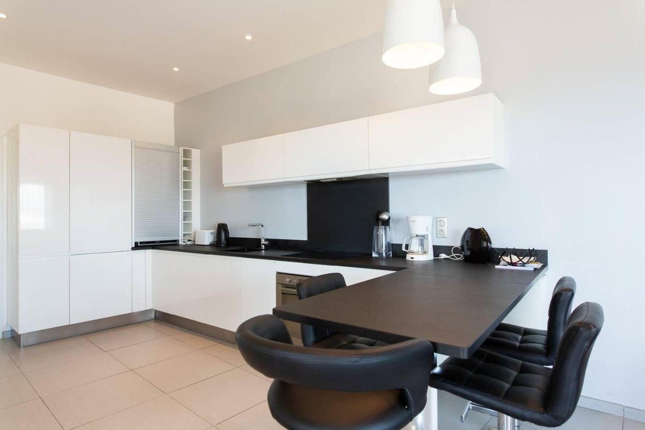 Appartement 4 Personnes Vue Mer Remparts Antibes Esterno foto