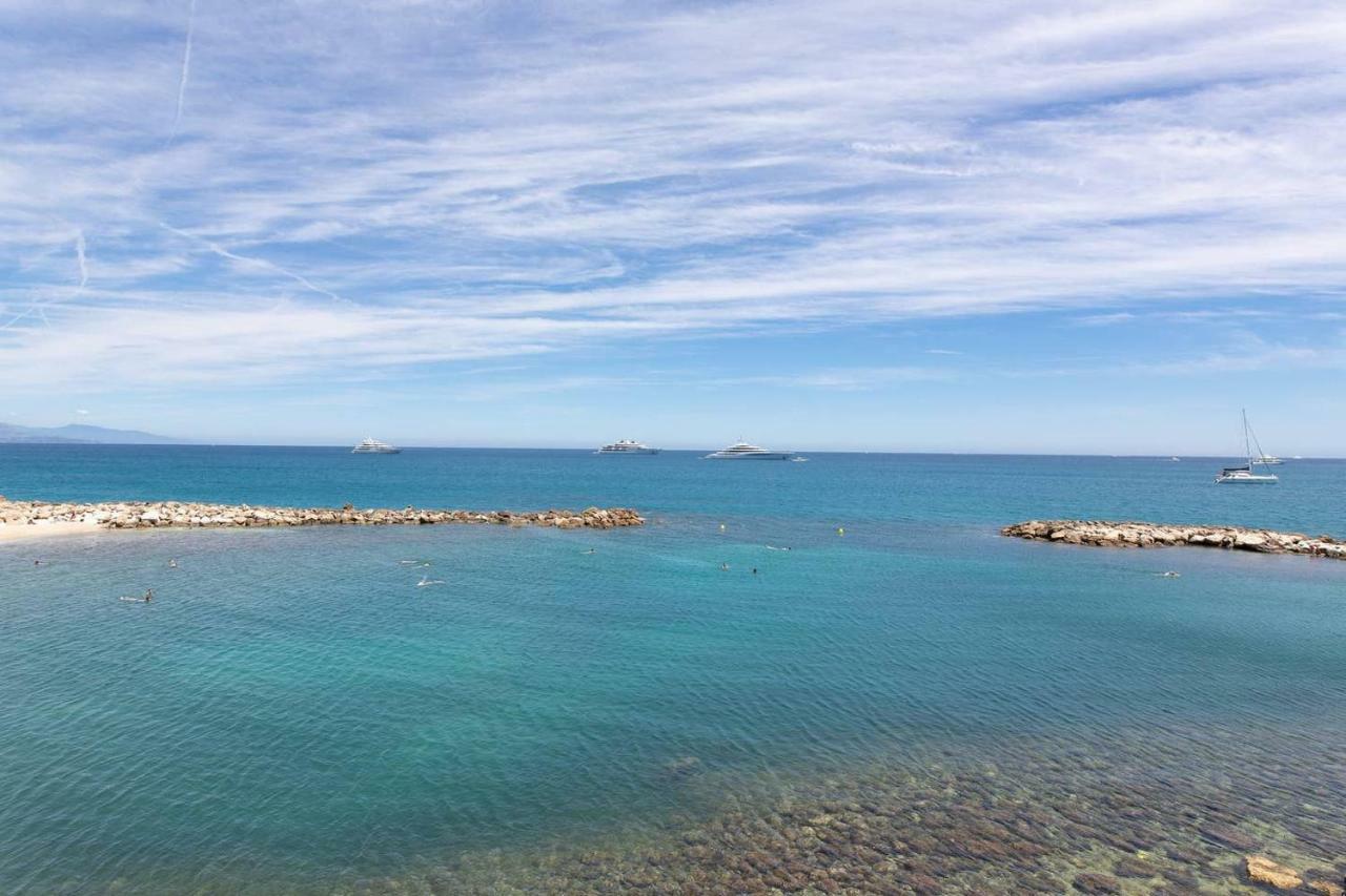 Appartement 4 Personnes Vue Mer Remparts Antibes Esterno foto